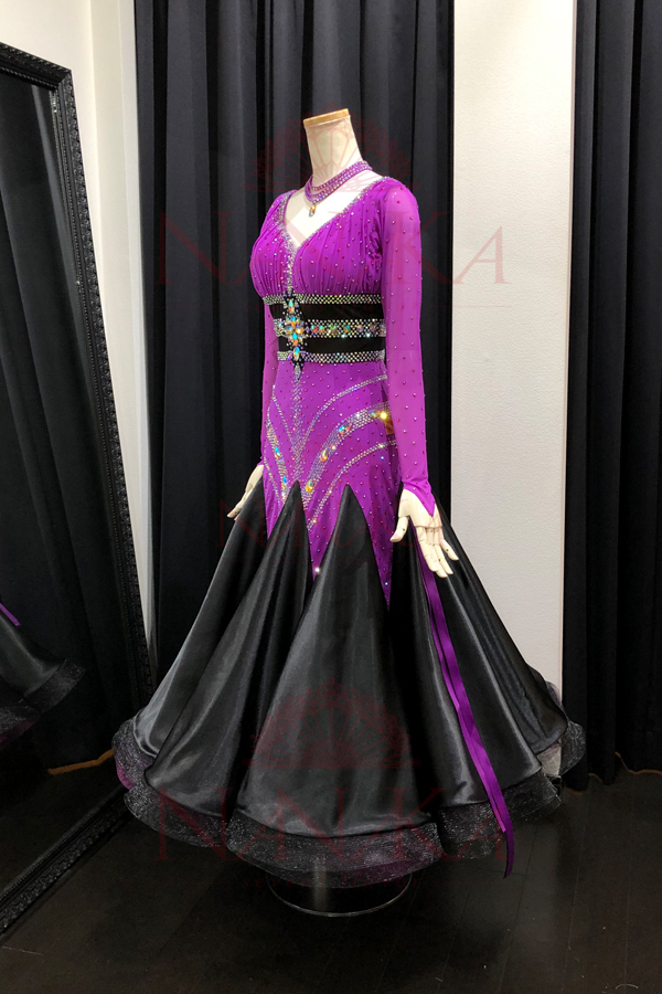 スタンダードドレス、モダン衣装 | NANAKA